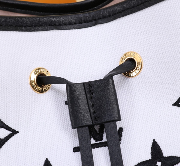 ルイヴィトンバッグ細部ディテール